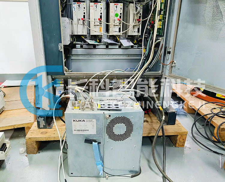 KUKA庫(kù)卡機(jī)器人KR C2控制器主機(jī)箱00-197-887 KUKA庫(kù)卡機(jī)器人KR C2控制器主機(jī)箱00-197-887