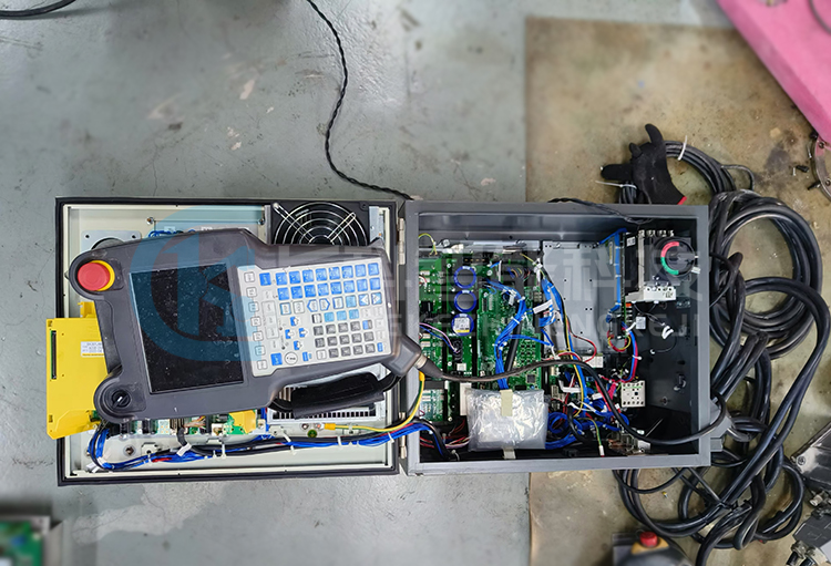 發(fā)那科機器人LR Mate 200iD進水維修 發(fā)那科機器人LR Mate 200iD進水維修