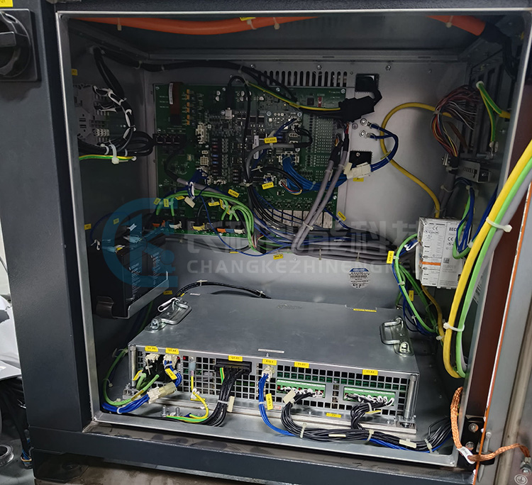 KUKA庫(kù)卡機(jī)器人KR C4 smallsize-2控制機(jī)柜 KUKA庫(kù)卡機(jī)器人KR C4 smallsize-2控制機(jī)柜